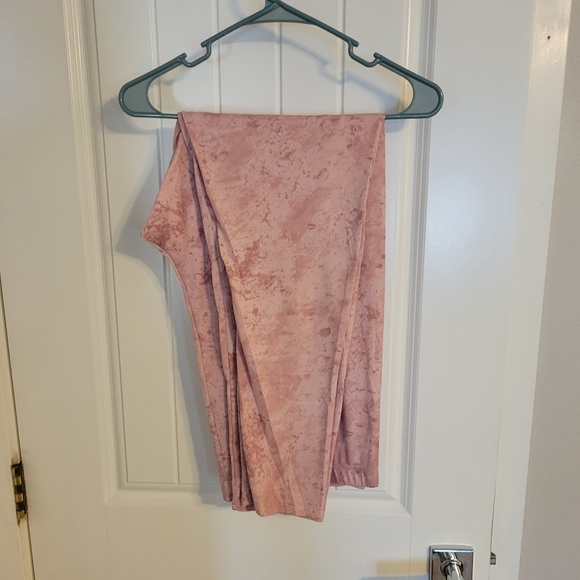 2pc set. - Picture 4 of 5